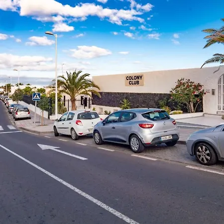 2 Bedrooms House At 400 M Away From The Beach With Sea View Shared Pool And Furnished Terrace Feriehus Tías